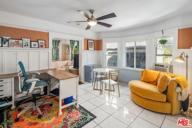 4354 Prospect Avenue, Los Angeles, CA 90027