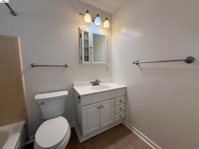 1330 Mt Pisgah Rd D, Walnut Creek, CA 94596