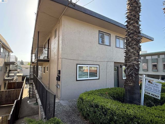1330 Mt Pisgah Rd D, Walnut Creek, CA 94596