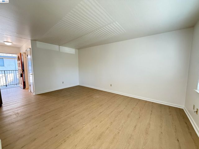 1330 Mt Pisgah Rd D, Walnut Creek, CA 94596