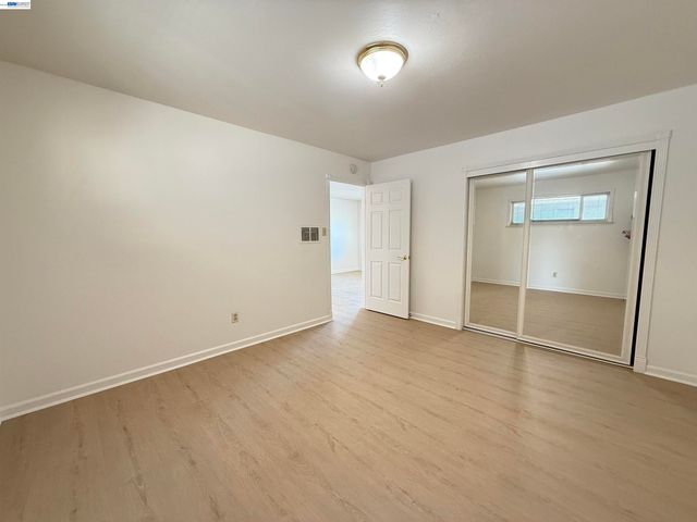 1330 Mt Pisgah Rd D, Walnut Creek, CA 94596