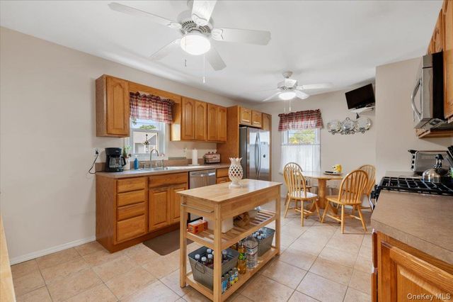 2487 Arthur Court, Oceanside, NY 11572