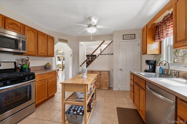 2487 Arthur Court, Oceanside, NY 11572
