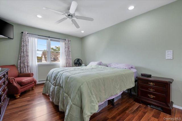 2487 Arthur Court, Oceanside, NY 11572