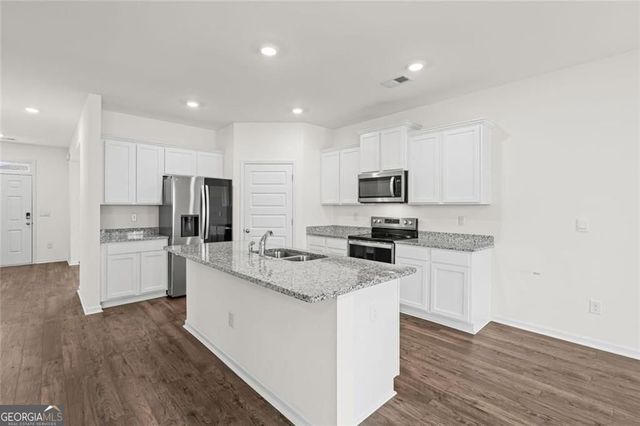 166 Champlain Road, Hoschton, GA 30548