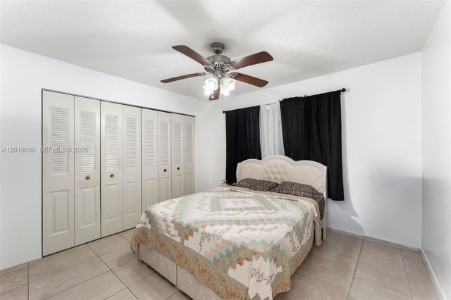 1900 W 54th St 220, Hialeah, FL 33012