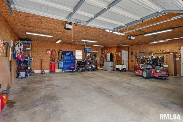 3326 Brickler Road, Springfield, IL 62707