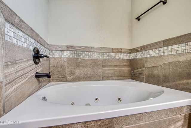 14193 CHARLES POLLOCK Avenue, El Paso, TX 79938