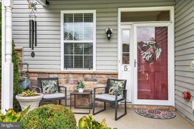 5 EMILY CT, Reading, PA 19606