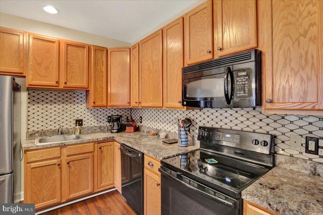 5 EMILY CT, Reading, PA 19606
