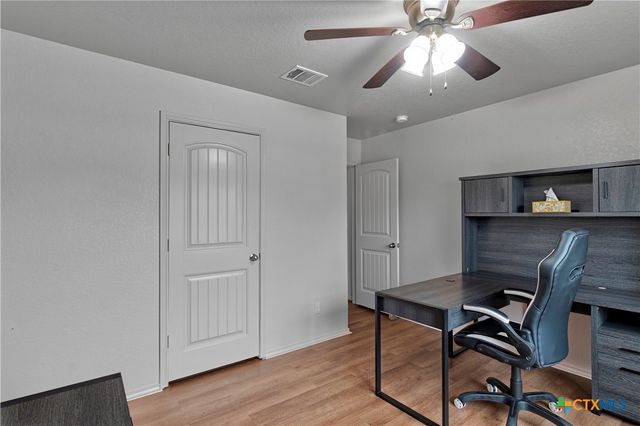 1437 Birmingham Drive, Seguin, TX 78155