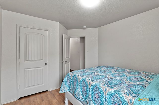 1437 Birmingham Drive, Seguin, TX 78155