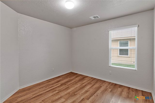 1437 Birmingham Drive, Seguin, TX 78155