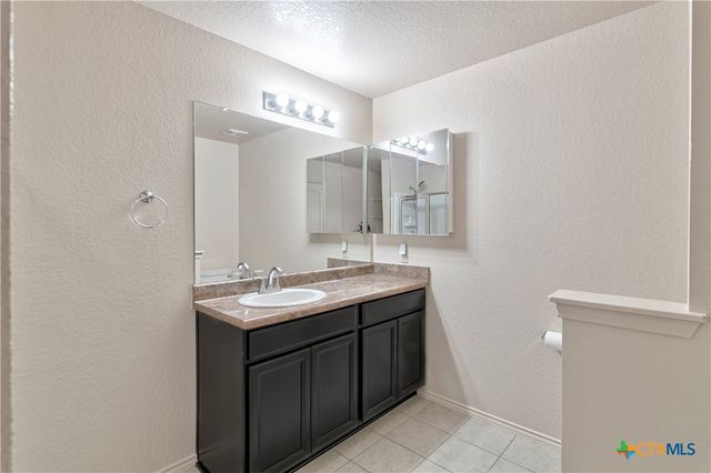 1437 Birmingham Drive, Seguin, TX 78155