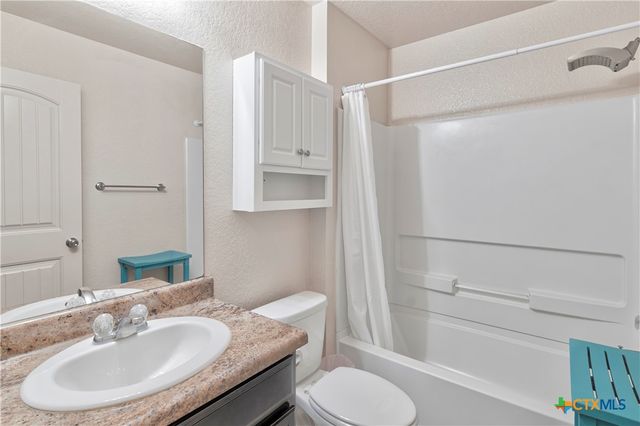 1437 Birmingham Drive, Seguin, TX 78155