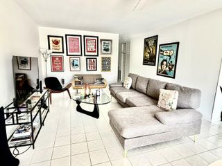 128 Venetian Drive, Delray Beach, FL 33483