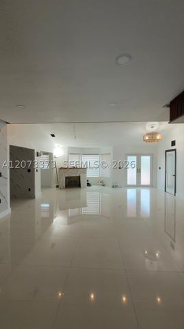 13926 SW 14th St, Miami, FL 33184