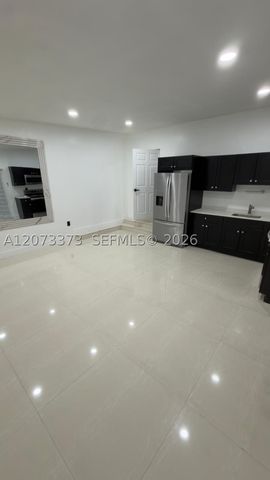 13926 SW 14th St, Miami, FL 33184