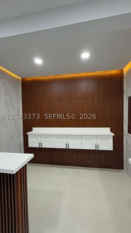 13926 SW 14th St, Miami, FL 33184