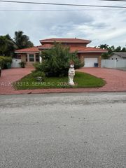13926 SW 14th St, Miami, FL 33184