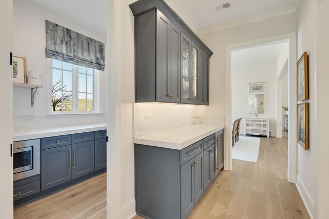 353 BUBBY DR, Collierville, TN 38017