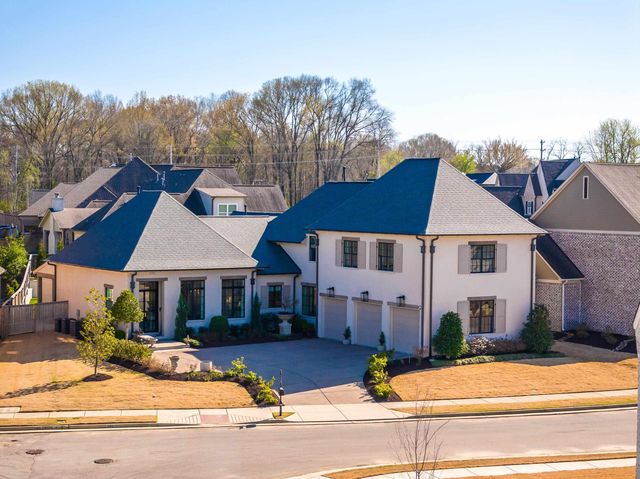 353 BUBBY DR, Collierville, TN 38017