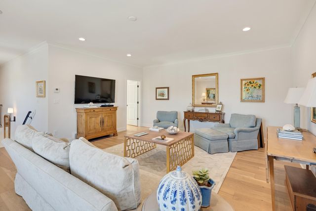 353 BUBBY DR, Collierville, TN 38017