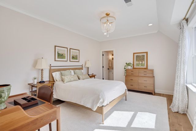 353 BUBBY DR, Collierville, TN 38017