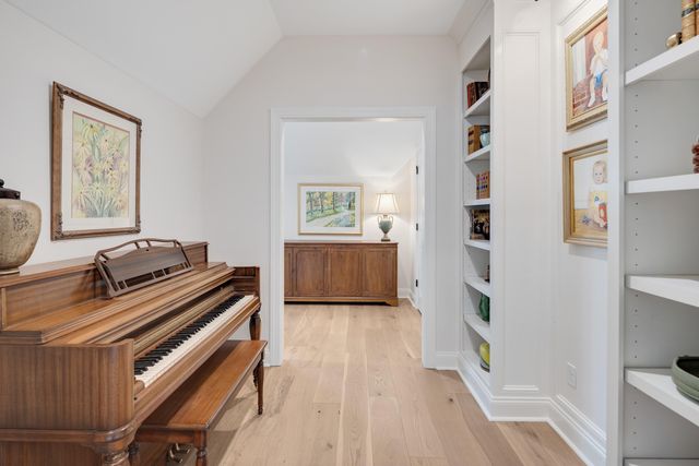 353 BUBBY DR, Collierville, TN 38017