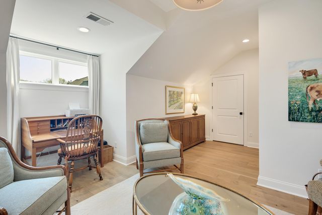 353 BUBBY DR, Collierville, TN 38017