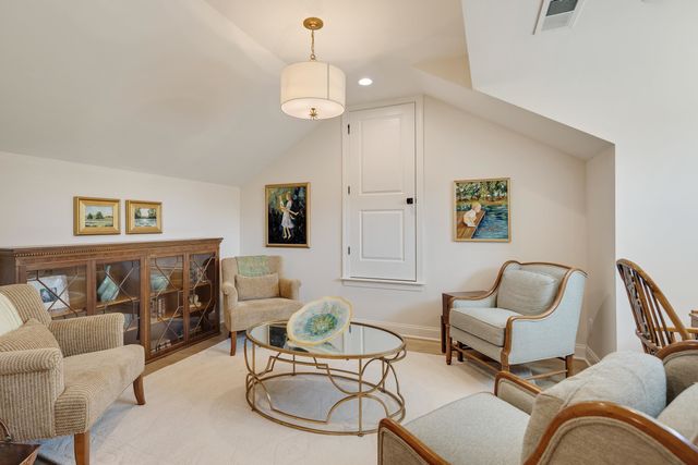 353 BUBBY DR, Collierville, TN 38017