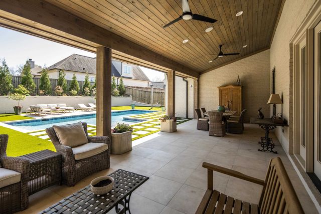 353 BUBBY DR, Collierville, TN 38017