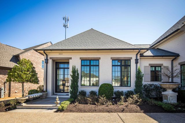 353 BUBBY DR, Collierville, TN 38017