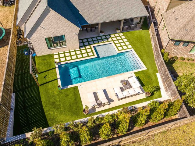 353 BUBBY DR, Collierville, TN 38017