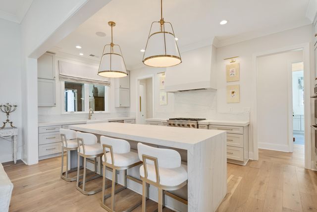 353 BUBBY DR, Collierville, TN 38017