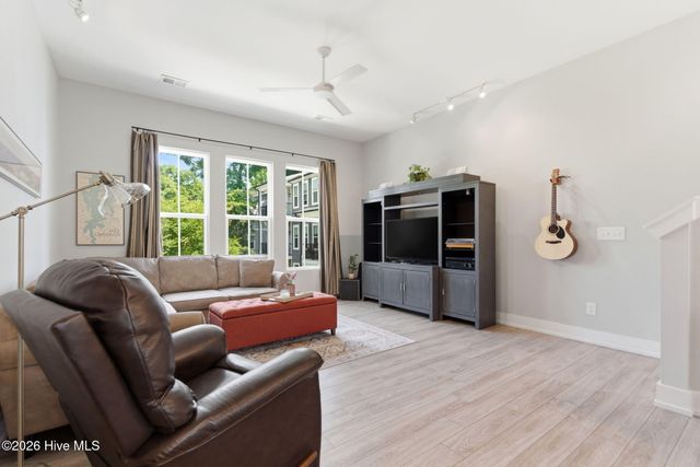 315 Hendrix Lane, Wilmington, NC 28401