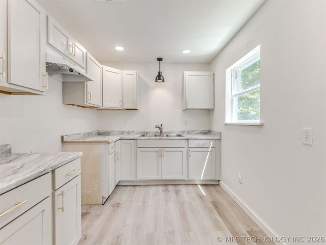 338 W 47th Place North, Tulsa, OK 74126