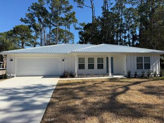 611 Queen Rd, St Augustine, FL 32086