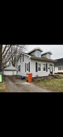 631 Woodlawn Avenue, Owosso, MI 48867