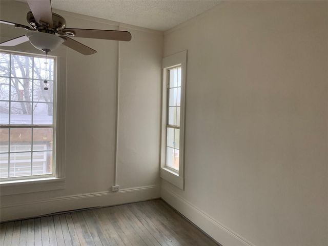 617 W Gandy Street W 3, Denison, TX 75020
