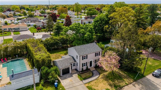 28 Eden Crest Drive, Cranston, RI 02920