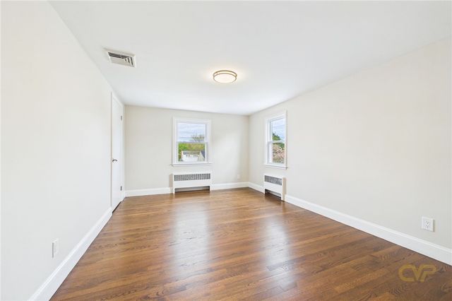28 Eden Crest Drive, Cranston, RI 02920
