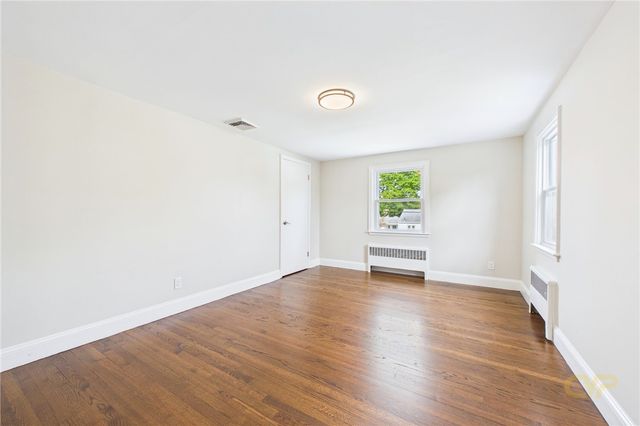 28 Eden Crest Drive, Cranston, RI 02920