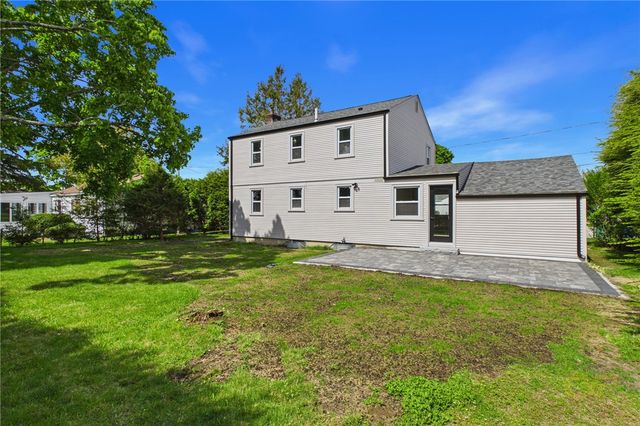 28 Eden Crest Drive, Cranston, RI 02920