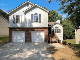 5709 Chisolm Trail, Atlanta, GA 30349