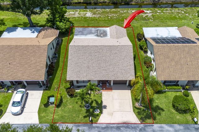 6320 Lakemont Circle, Greenacres, FL 33463