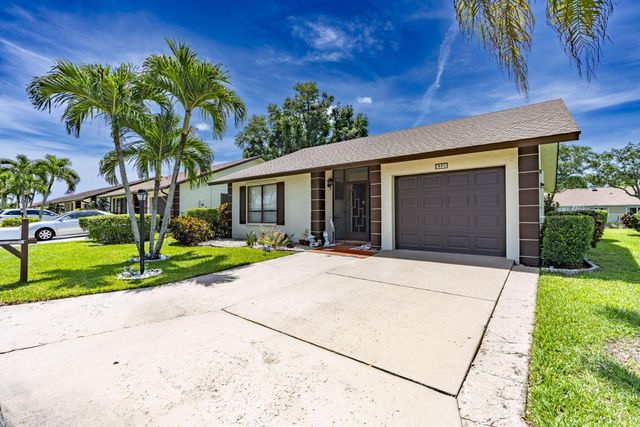 6320 Lakemont Circle, Greenacres, FL 33463
