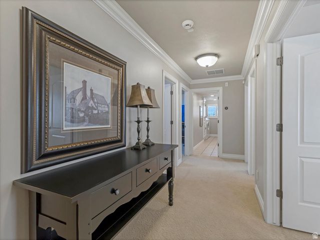 1074 E BLACK FOREST DR, Sandy, UT 84094