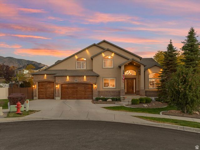 1074 E BLACK FOREST DR, Sandy, UT 84094