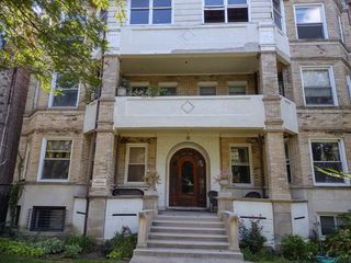 2508 N Kedzie Boulevard 1, Chicago, IL 60647